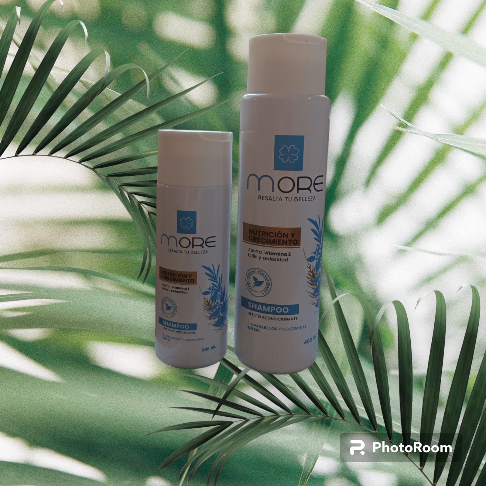 Presentaciones de 200 y 400 ml entre hojas de palmera